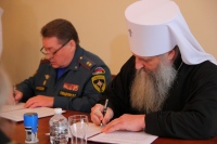 Состоялось торжественное подписание соглашения о сотрудничестве между Главным управлением МЧС России по Хабаровскому краю и Хабаровской епархией