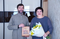 Диакон Елизаветинского храма поздравил педагогов с Днем учителя