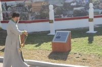 Хабаровский священник освятил памятник воинам, погибшим в СВО