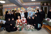 В Петропавловском женском монастыре встретили Рождество Христово