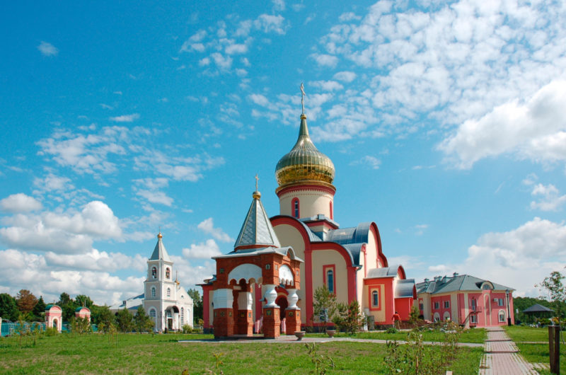 Литургия в престольный праздник совершится в Петропавловском монастыре
