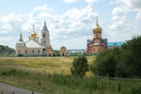 В Петропавловском женском монастыре начался сбор урожая