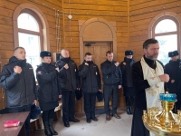 Курсанты института МВД помолились святому Александру Невскому в день его памяти