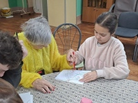 Ученики РКШ рассказали о Рождестве подопечным дома-интерната для престарелых