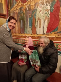 Дары от сердца для пожилых прихожан