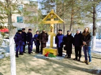 Хабаровский священник освятил Поклонный крест на территории зенитного ракетного полка Хабаровского гарнизона