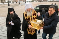 В Хабаровск прибыл ковчег с честной главой святителя Иннокентия Московского