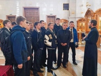 Хабаровские студенты продолжают знакомиться с православной верой