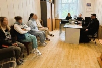 Священник побеседовал с осужденными женщинами о жизни по заповедям