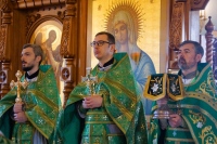«Стяжи дух мирен»: в храме преподобного Серафима Саровского почтили память небесного покровителя
