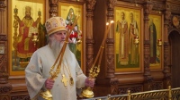 «Мужество этой хрупкой женщины должно нас вдохновлять, чтобы мы оставались верными Христу Богу во всём»: митрополит Артемий возглавил Литургию в Елизаветинском храме