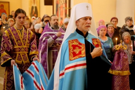 Поздравление клириков и паствы Приамурской митрополии по случаю юбилея правящего архиерея