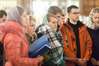 Православная молодежь помолилась всем святым