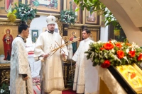 Митрополит Владимир возглавил Божественную литургию в храме  Свято-Успенского архиерейского подворья