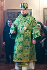 Правящий архиерей возглавил Божественную литургию в храме святой блаженной Ксении Петербургской