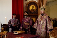 Глава Приамурской митрополии совершил Божественную литургию в Неделю 4-ю Великого поста