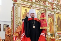 В канун дня памяти святителя Николая Чудотворца митрополит Владимир совершил всенощное бдение в Спасо-Преображенском соборе