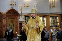 В  Неделю 1-ю по Пятидесятнице, Всех святых, правящий архиерей совершил Божественную литургию в Спасо-Преображенском кафедральном соборе