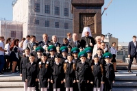 Митрополит Владимир принял участие в митинге образовательных учреждений, посвященном 72-ой годовщине окончания Второй Мировой войны