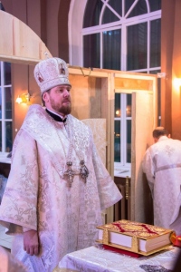 Во Вселенскую родительскую субботу митрополит Владимир совершил Божественную литургию на приходе села Бычиха