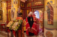 В пятницу Светлой седмицы митрополит Владимир совершил Божественную литургию в храме святителя Иннокентия Московского Хабаровской духовной семинарии