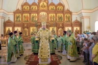 Митрополит Владимир совершил Божественную литургию в храме святого преподобного Серафима Саровского