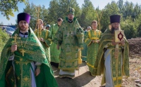 Митрополит Владимир возглавил Божественную литургию в храме святых преподобных отцов Киево-Печерских в селе Краснореченское