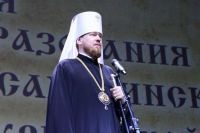 Митрополит Хабаровский и Приамурский Владимир посетил праздничный концерт по случаю 25-летия Южно-Сахалинской епархии
