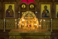 В хабаровских храмах молитвенно почтили память погибших в Керчи
