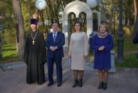 Священнослужитель поздравил молодоженов, заключивших брак в день 80-летия Хабаровского края