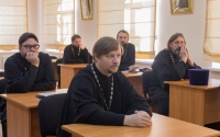 В Хабаровске прошли лекции кризисного психолога для священнослужителей и православной молодежи