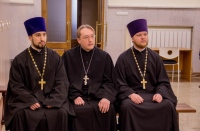 Отчетное приходское собрание в главном храме Хабаровска возглавил митрополит Владимир