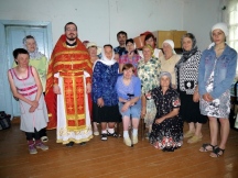 В поселке Победа впервые совершена Божественная литургия. 8 июня 2013 г.