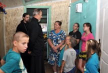 Митрополит Хабаровский и Приамурский Игнатий посетил села Куколево и Дормидонтовка Вяземского района. 5 августа 2013 год.