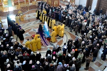 В Спасо-Преображенском кафедральном соборе помолились об умирении вражды и восстановлении мира на украинской земле. 2 марта 2014 года.