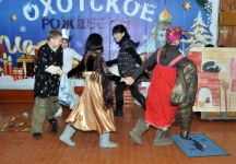 Детский утренник Охотское Рождество. 8 января 2012 год.