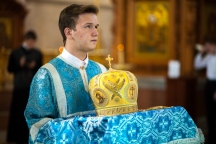 Главы двух митрополий помолились за богослужением в кафедральном соборе Хабаровска. 1 сентября 2016 года