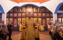 Божественная литургия в храме святителя Тихона, Патриарха Московского, поселка Хор 25 ноября 2018 г.