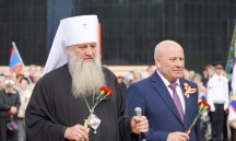 Митрополит Артемий принял участие в торжественной церемонии возложения венков и цветов к Вечному огню. 3 сентября 2026 г.
